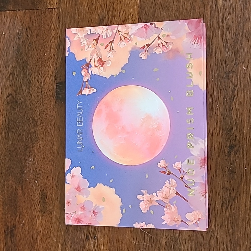 Lunar Beauty Nude Prism Blush palette